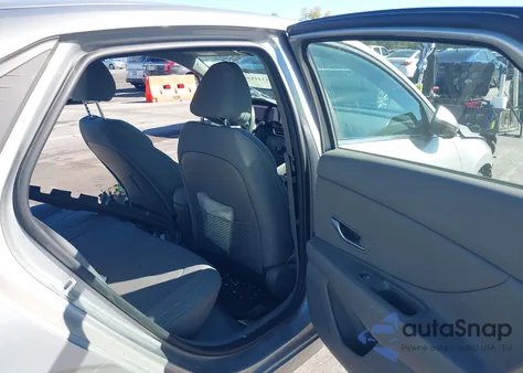 2021 Hyundai Elantra Sel z USA, uszkodzony, nr VIN 5NPLN4AG8MH026825